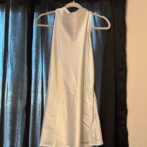NASTY GAL Elegant White Sleeveless Dress